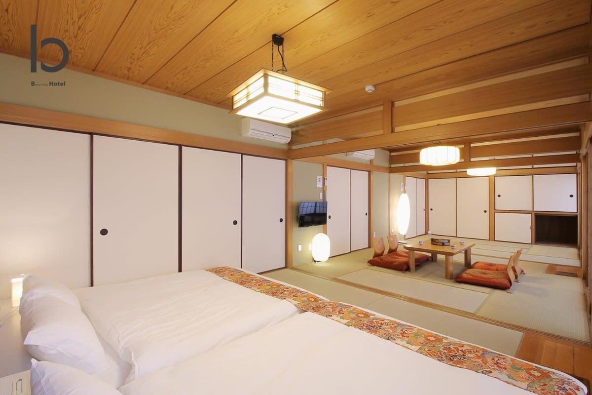 Hanagin - 3 Bedroom Japanese Apartment For 11 People 201 Hiroshima Exterior photo